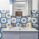 Camilla House - De Vivo Realty