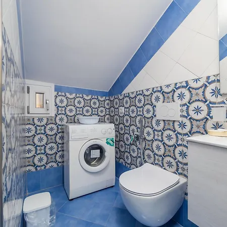 Camilla House - De Vivo Realty Vakantiehuis