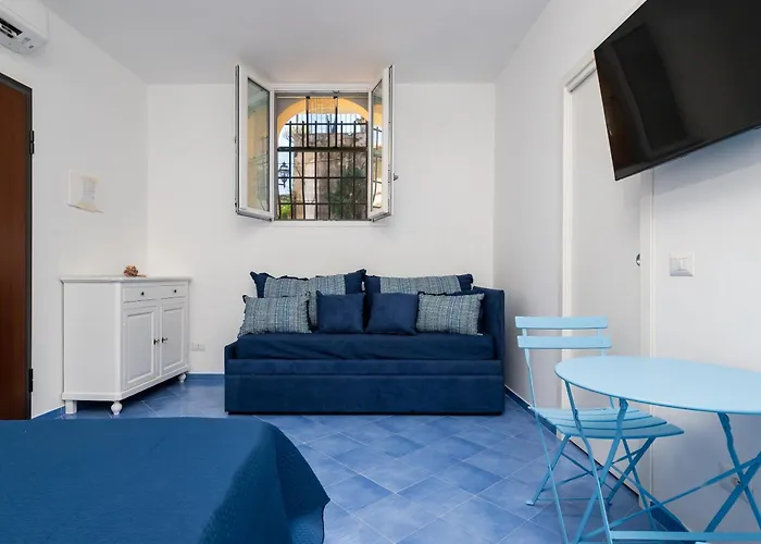 Дом отдыха Camilla House - De Vivo Realty *